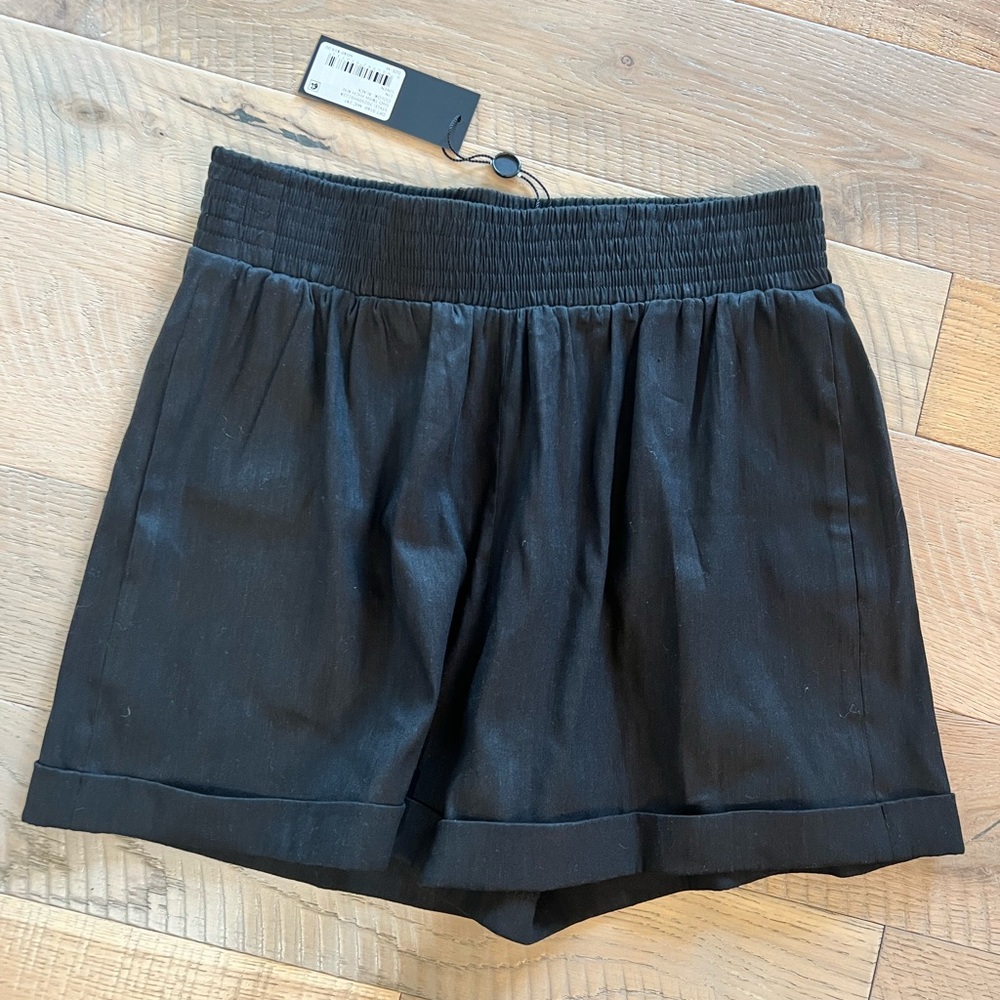 Gianni Bini Black Linen shorts Size Medium